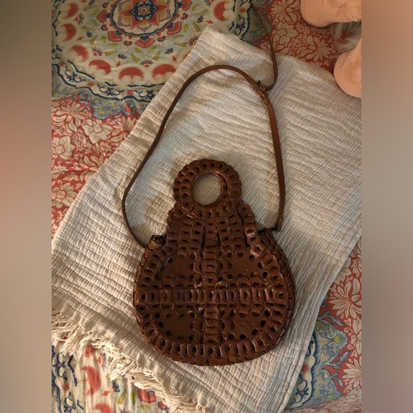 Patricia Nash Pisticci Chain Link Bag - Picture 4 of 8